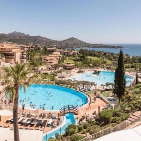 Superbe Appartement Village Cap Esterel 4P Climatise Saint-Raphaël المظهر الخارجي الصورة
