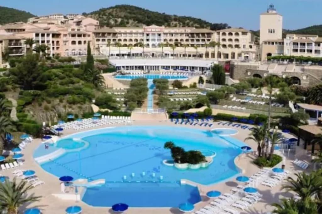 Superbe Appartement Village Cap Esterel 4P Climatise Saint-Raphaël المظهر الخارجي الصورة