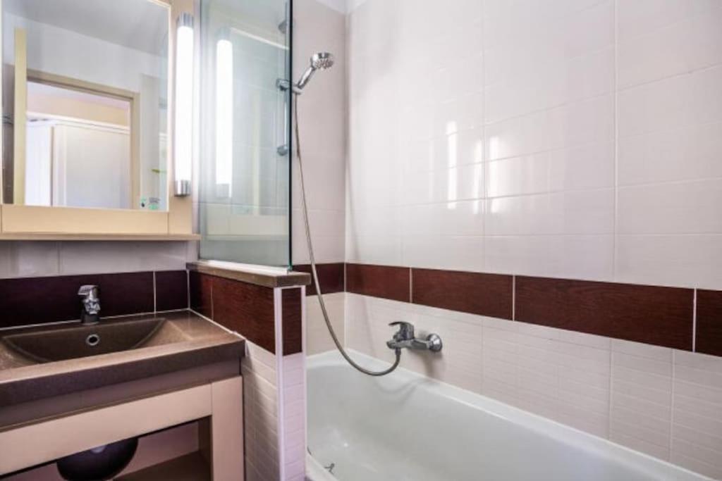 Superbe Appartement Village Cap Esterel 4P Climatise Saint-Raphaël المظهر الخارجي الصورة